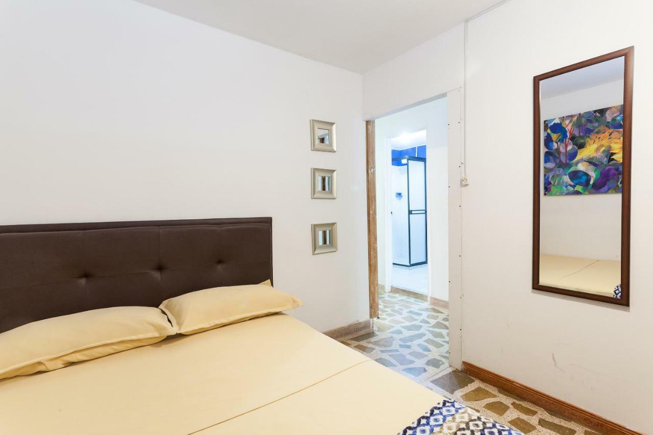 Apartamentos Amoblados Jg De La 70 Меделин Екстериор снимка