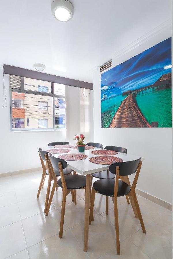 Apartamentos Amoblados Jg De La 70 Меделин Екстериор снимка
