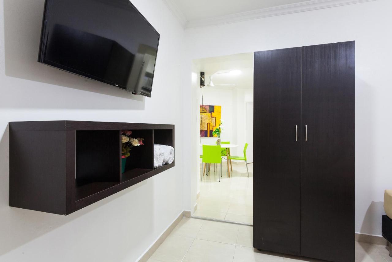 Apartamentos Amoblados Jg De La 70 Меделин Екстериор снимка